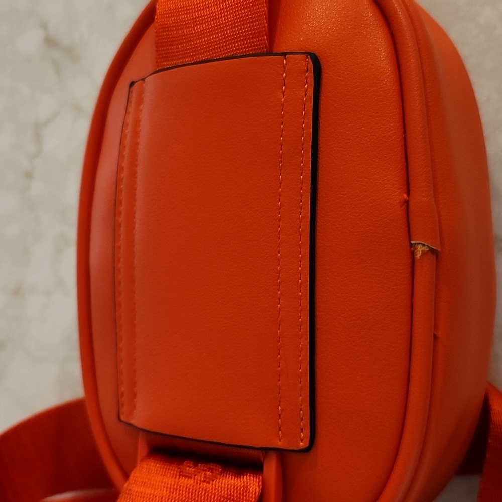 Steve Madden Belt Bag - Picture 7 of 8